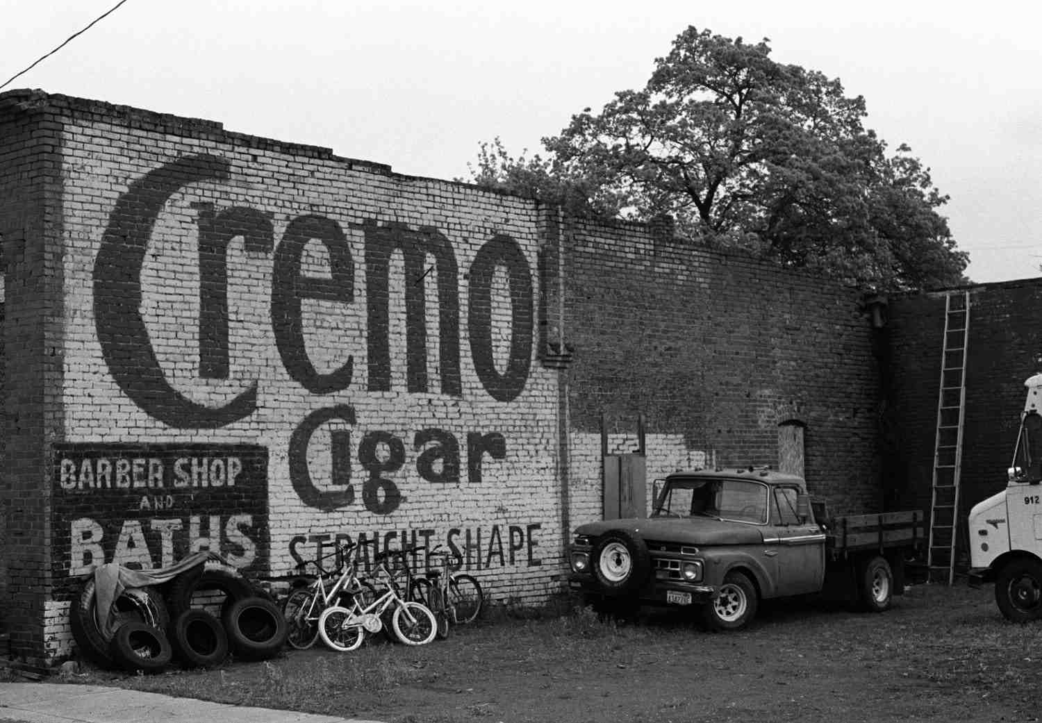 Cremo Cigar, an icon of early America and the most successful cigar brand of the early 20th century, made a commitment to providing their customers with value. The company which rose out of beautiful Manhattan, New York City attained the largest sales of any cigar in its class. The brand was also famously linked to musician Bing Crosby in the early days of Broadcasting Radio.

With a shift in the way cigars were made, factories moved south and all was lost... Now in the 21st century a new dawn awaits. After new buildings were built, and old ones were torn down, a piece of history remained.